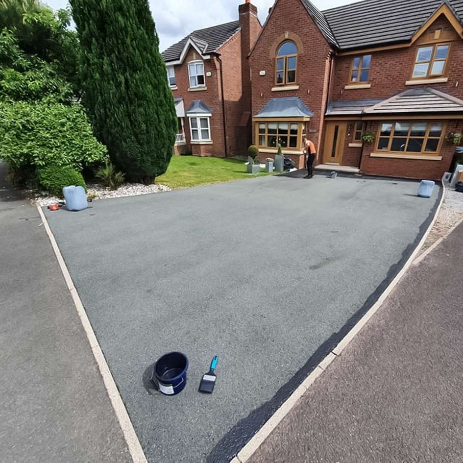 Water Based Tarmac Sealer - Image 2
